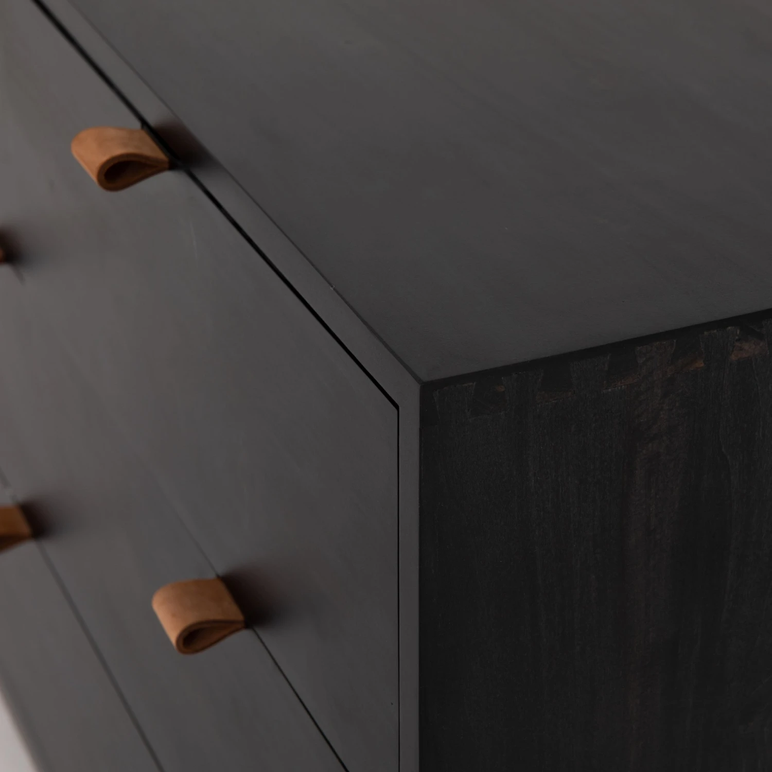 108603-002_det_4.jpg Lulu And Georgia Furniture Rosamonde 7-Drawer Dresser