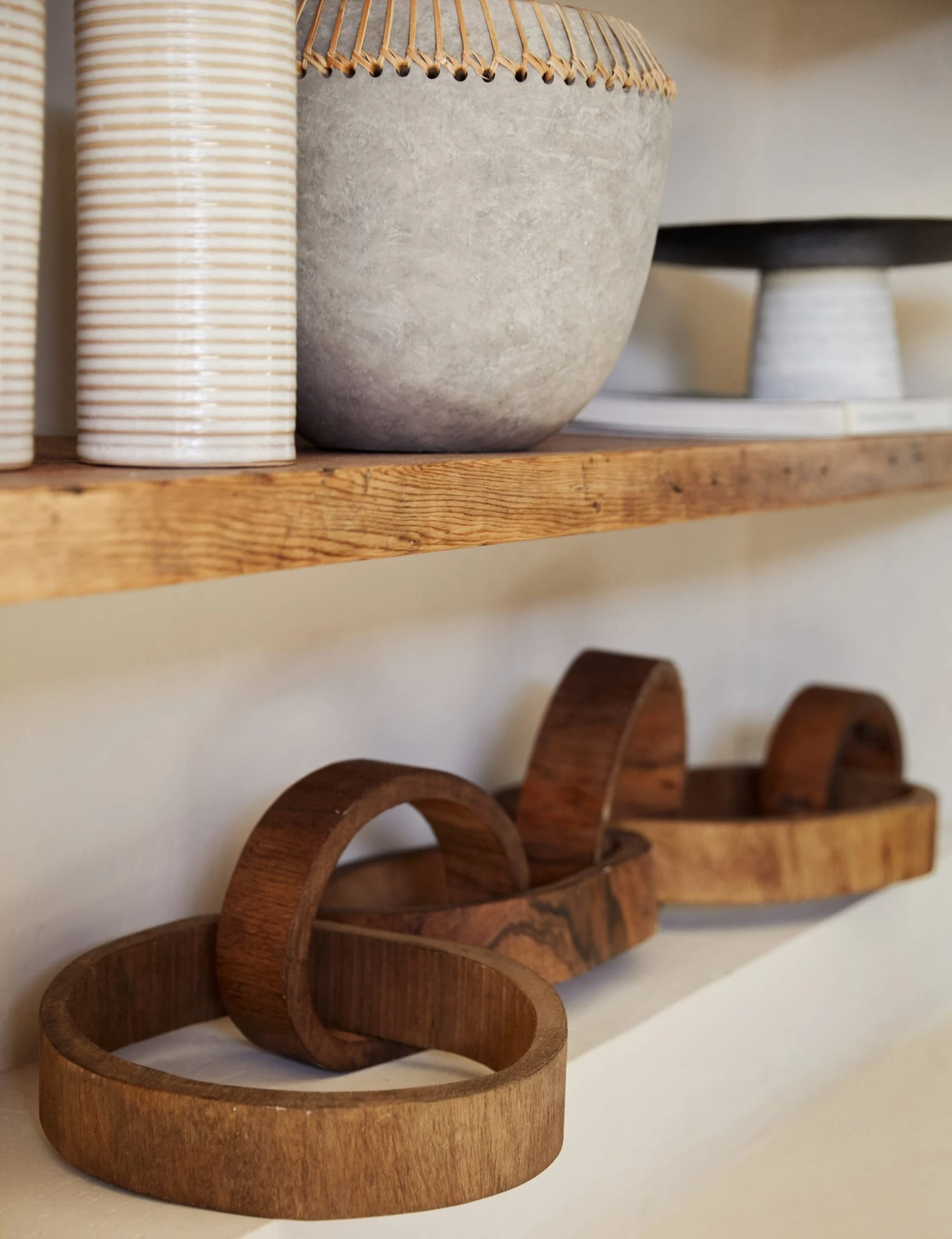 Lulu And Georgia Regina Andrew Wooden Links Centerpiece Décor 3 Lulu And Georgia Regina Andrew Wooden Links Centerpiece Décor