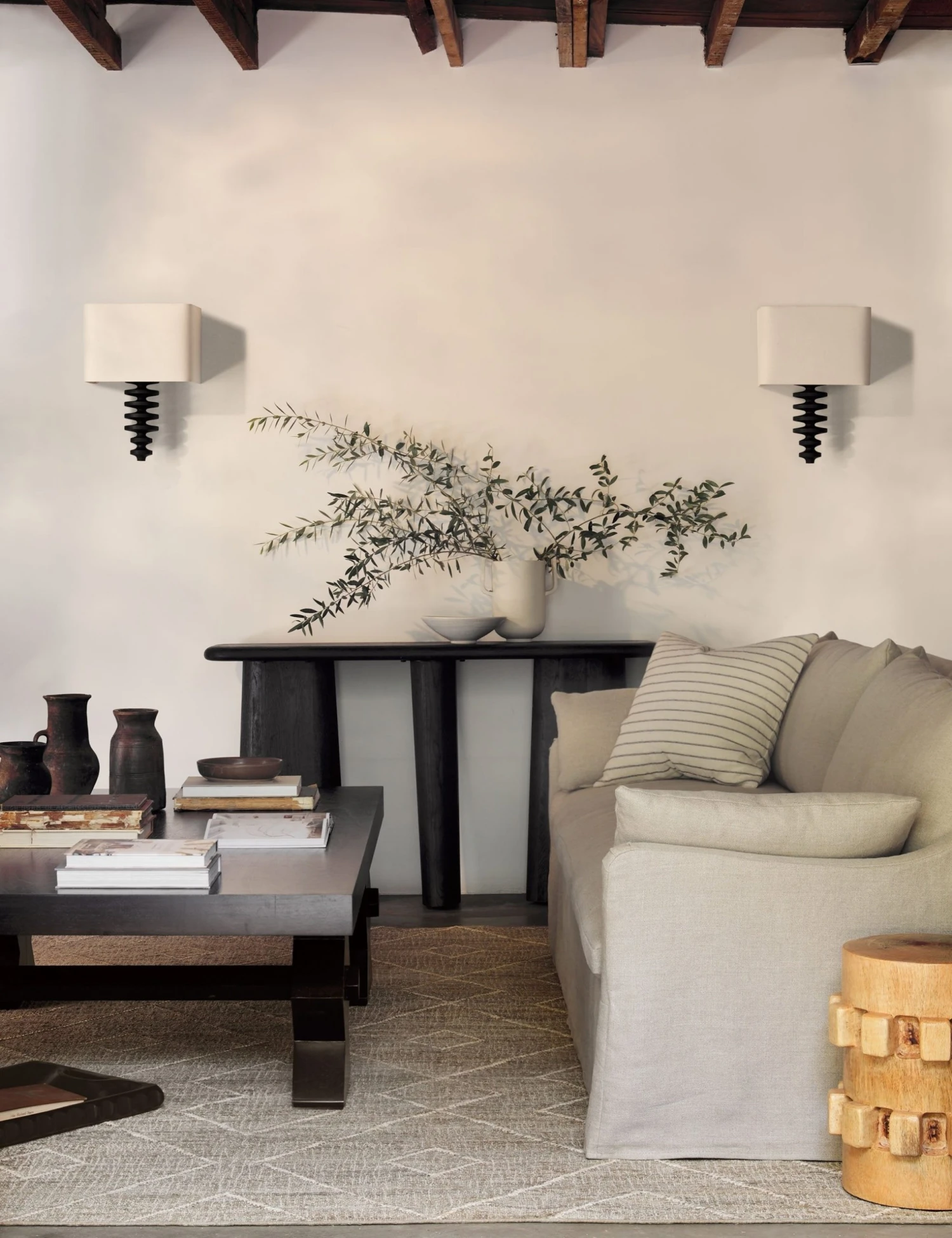 202006244600-3-liv_vig-v2_2_977d33e5-f710-4f6a-b80f-dfa6f71ce8b9.jpg Lulu And Georgia Ojai Pillow Nina Freudenberger Collection