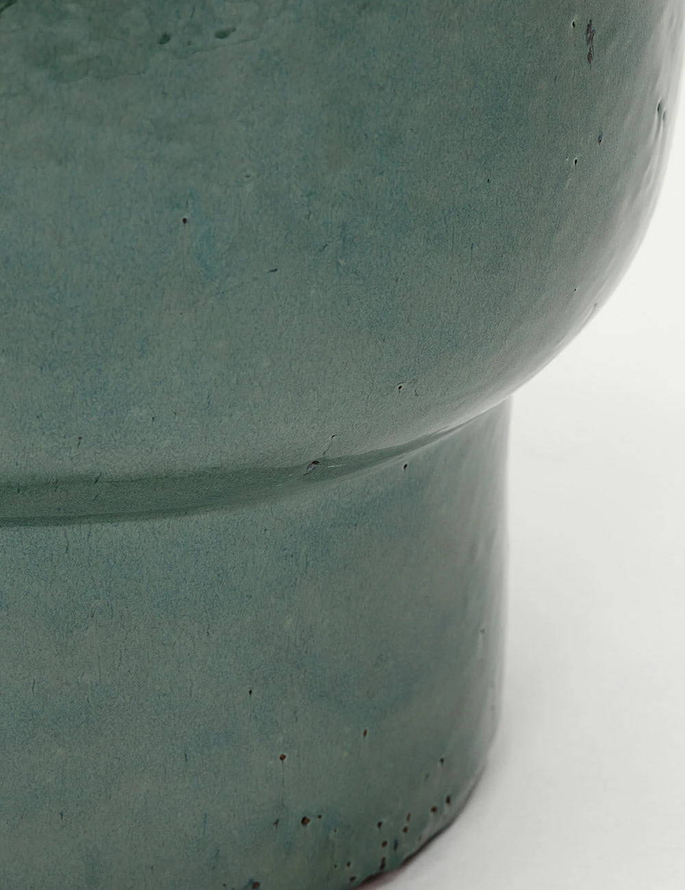 203841100_02.jpg Lulu And Georgia Tacoma Planter New