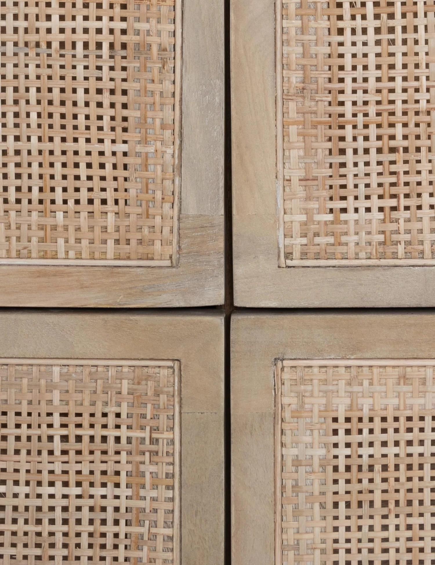 Lulu And Georgia Furniture Hannah 6-Drawer Dresser 8 Lulu And Georgia Furniture Hannah 6-Drawer Dresser