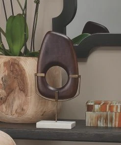 Lulu And Georgia Margeaux Object