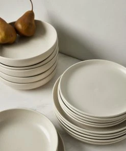 Lulu And Georgia Artful Proportions Collection Casafina Pacifica Dinnerware, Vanilla (18-Piece Set)