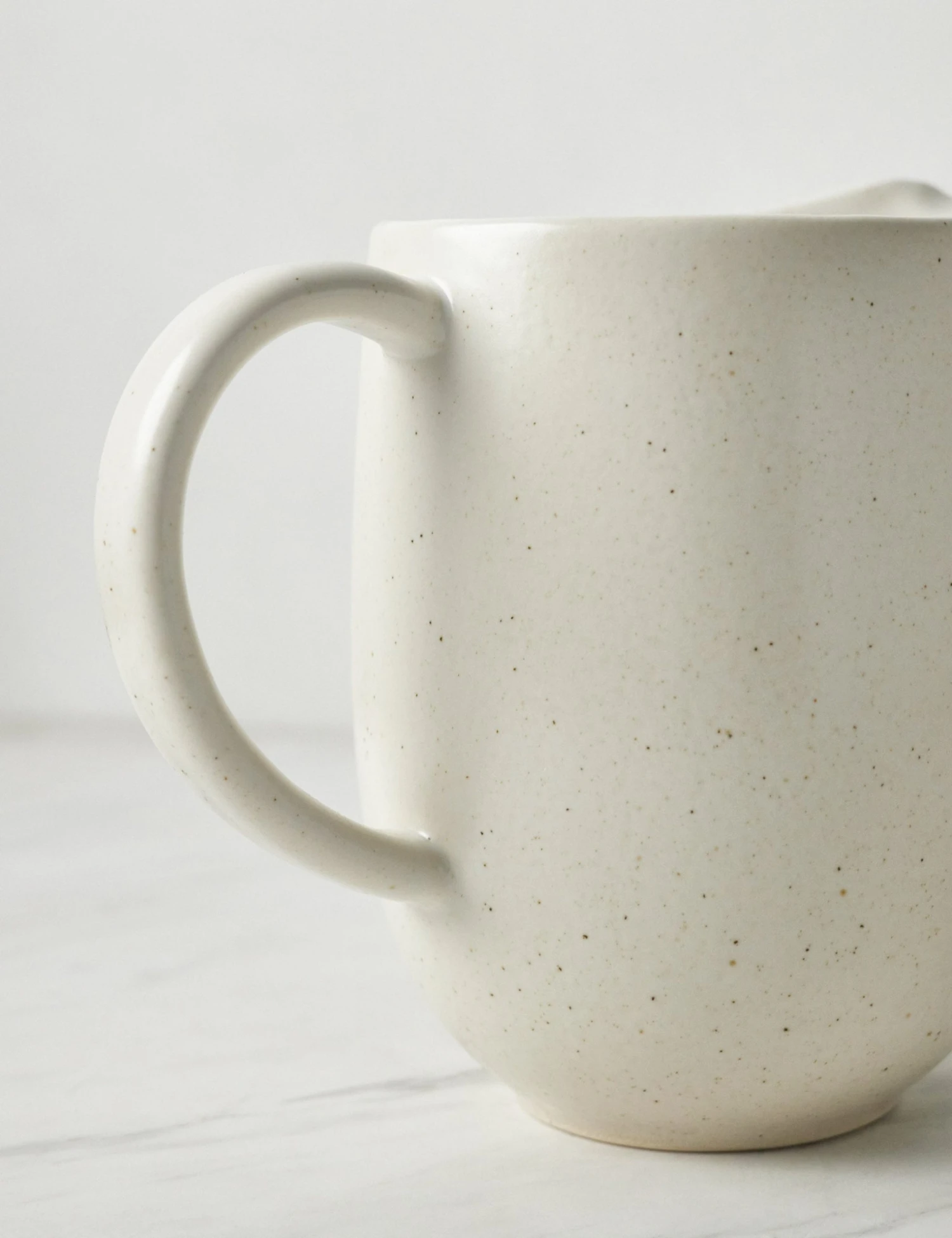 CasafinaPacificaPitcher_Vanilla_2927.jpg Lulu And Georgia Casafina Pacifica Pitcher Artful Proportions Collection