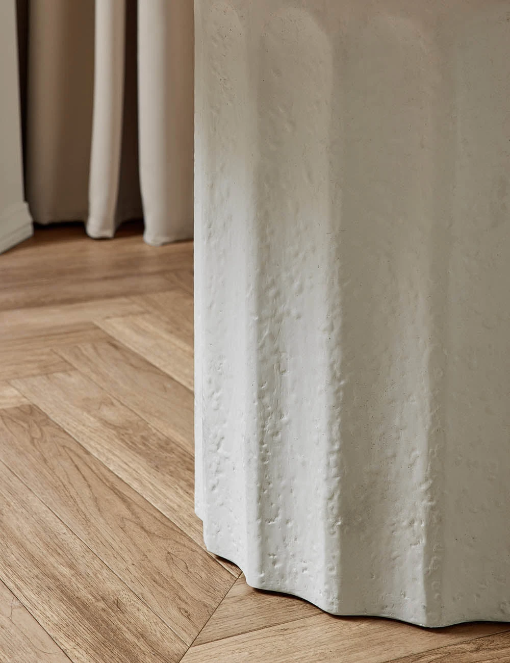 Lulu And Georgia Sarah Sherman Samuel Collection Doric Round Dining Table By Sarah Sherman Samuel 8 Lulu And Georgia Sarah Sherman Samuel Collection Doric Round Dining Table By Sarah Sherman Samuel