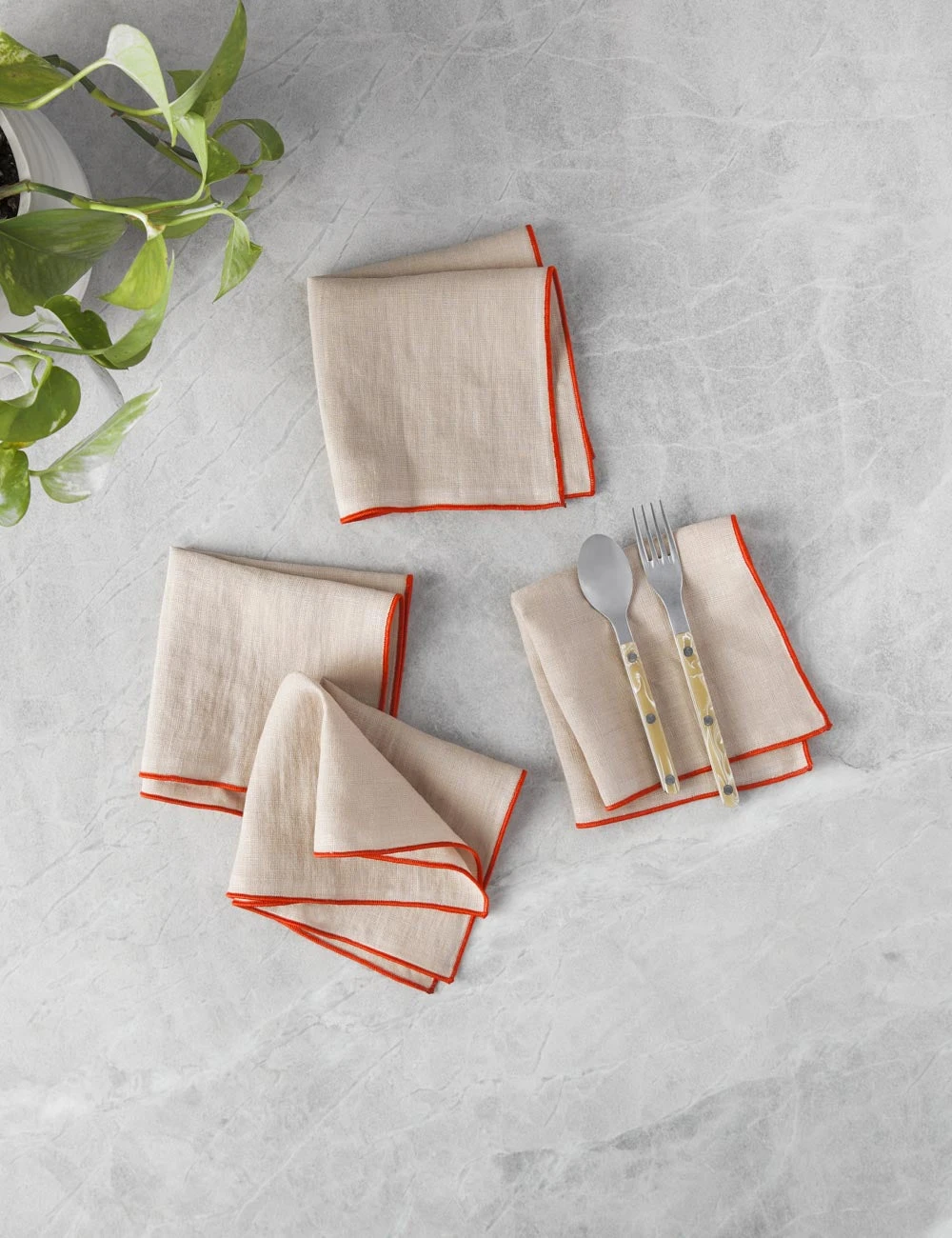 Lulu And Georgia New MADRE Linen Napkins (Set Of 4) 5 Lulu And Georgia New MADRE Linen Napkins (Set Of 4)