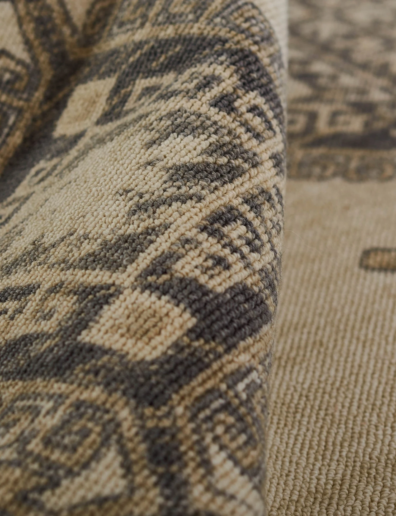 anatoana10chr_8.jpg Lulu And Georgia Earth Tones Loralei Rug