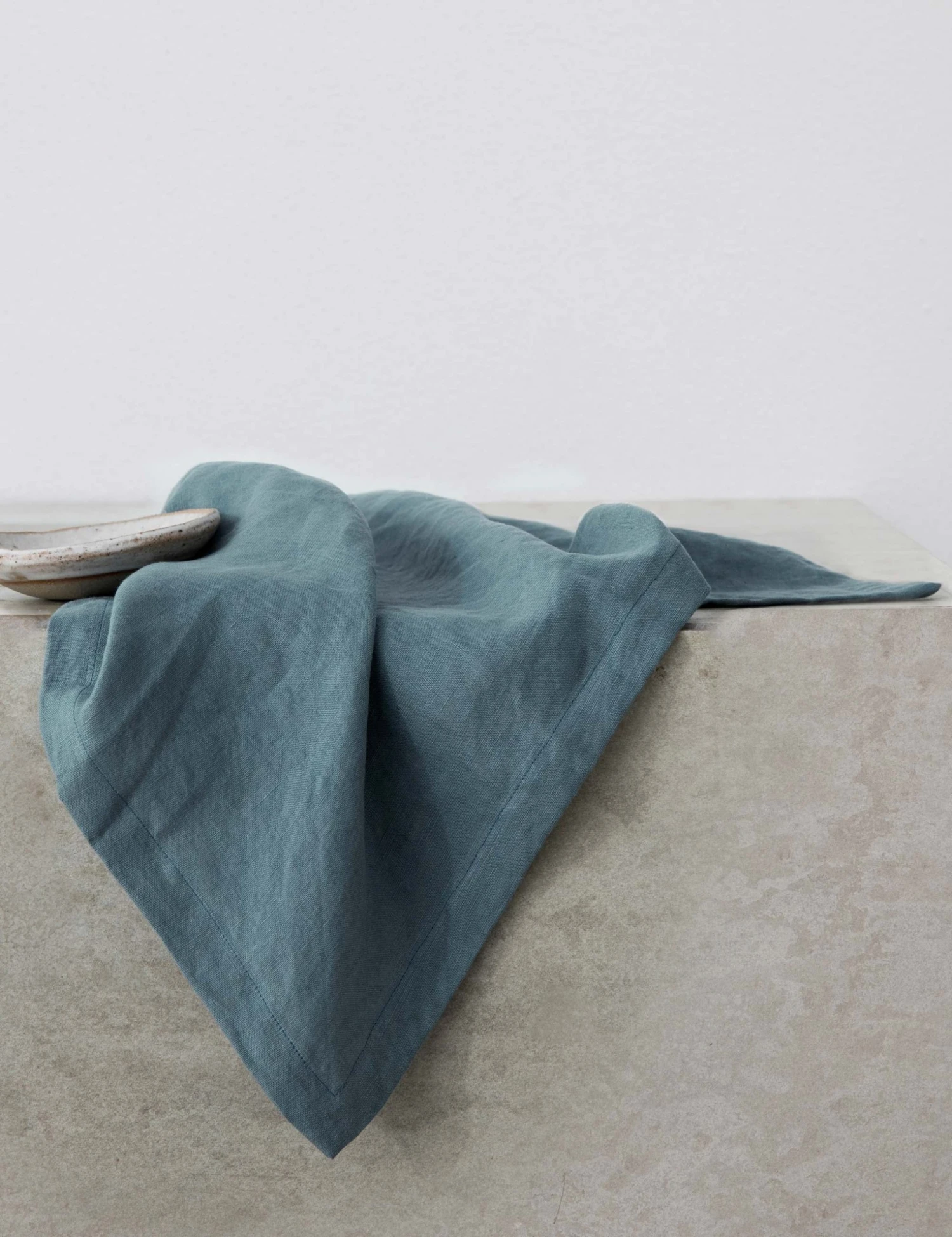 cultiver-linen-table-napkins-set-of-4-bluestone_1.jpg Lulu And Georgia Cultiver Linen Table Napkins (Set Of 4) Artful Proportions Collection