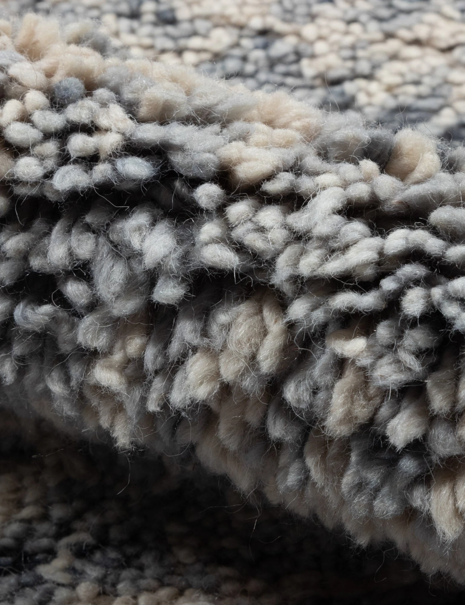 dukkaduk-3blu_3.jpg Lulu And Georgia Lemieux Et Cie By Momeni Galoya Rug