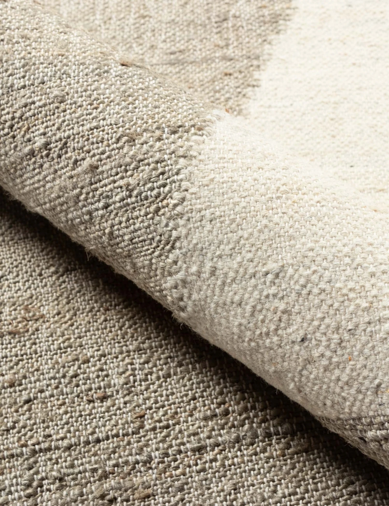 gur-6snd_2.jpg Lulu And Georgia Lemieux Et Cie By Momeni Malika Rug