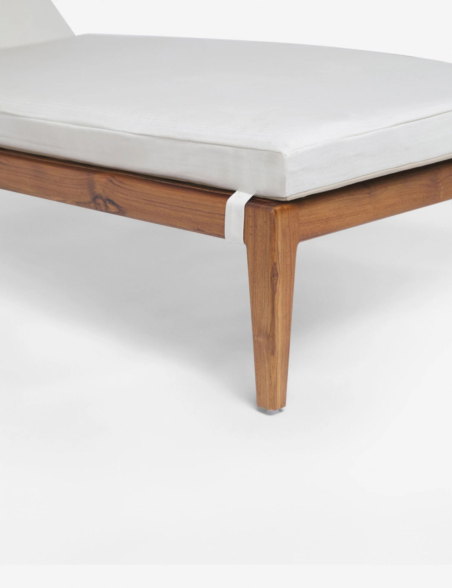 rosen-lounger_0421-1.jpg Lulu And Georgia Rosen Indoor / Outdoor Chaise