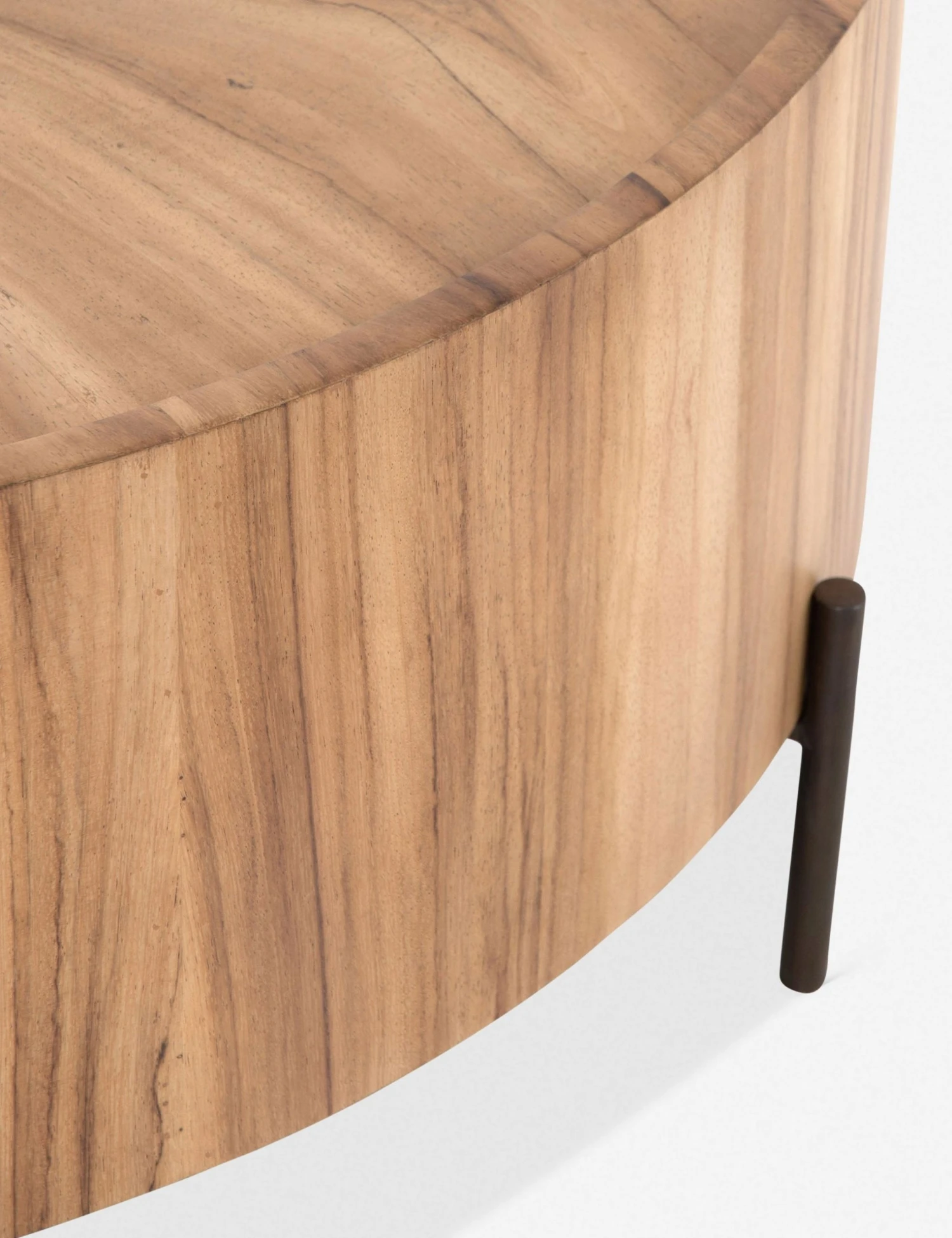 uwes-255_det_1_1.jpg Lulu And Georgia Furniture Nausica Round Coffee Table